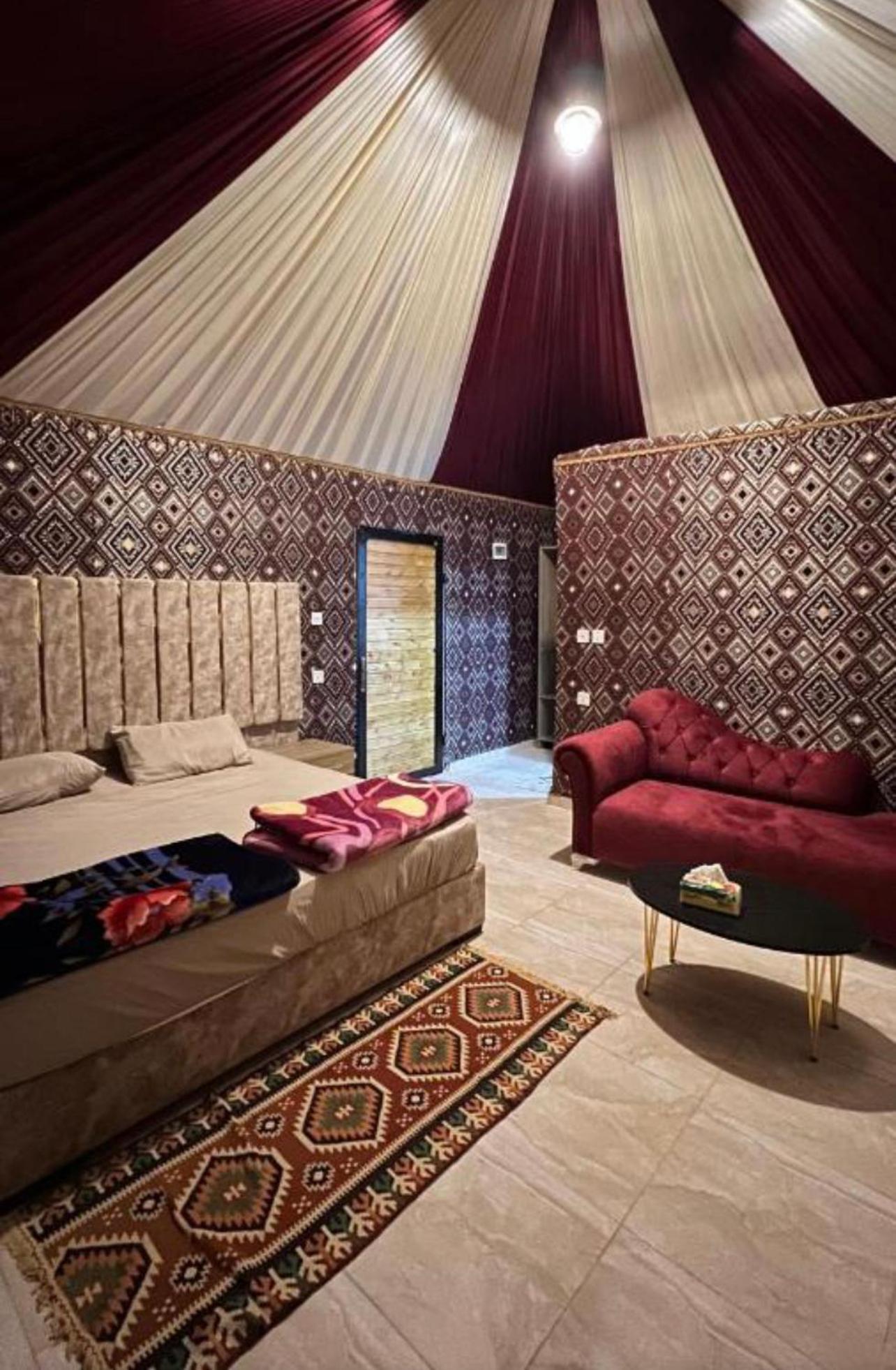 Rum Mountain Luxury Camp Aparthotel Wadi Rum Exterior foto